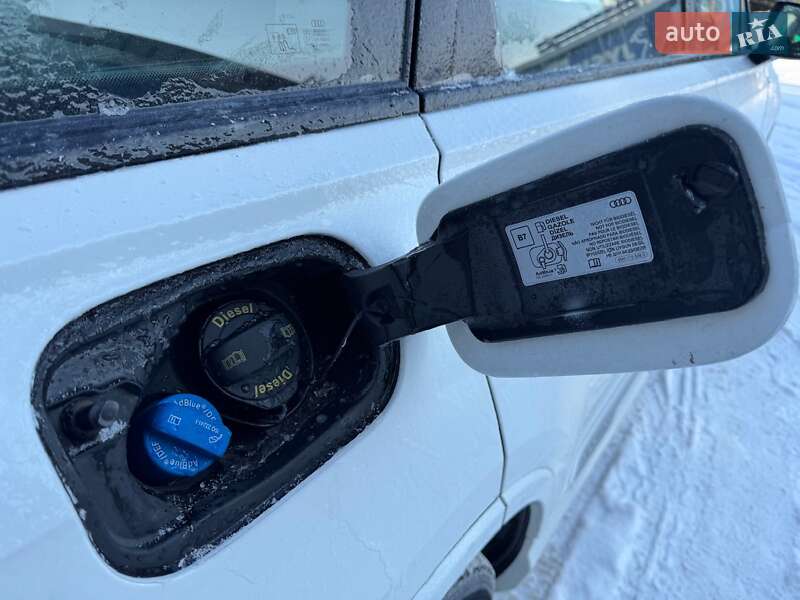 Внедорожник / Кроссовер Audi Q7 2020 в Киеве