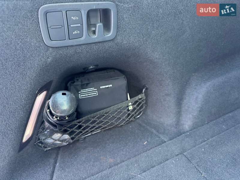 Внедорожник / Кроссовер Audi Q7 2020 в Киеве