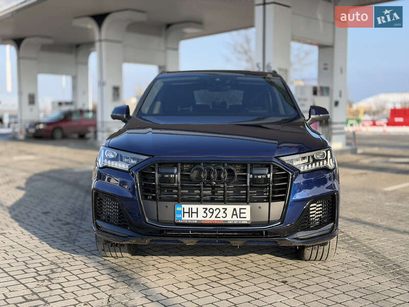 Внедорожник / Кроссовер Audi Q7 2022 в Одессе