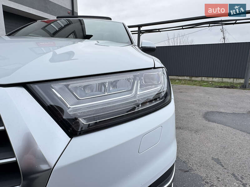 Внедорожник / Кроссовер Audi Q7 2016 в Виннице