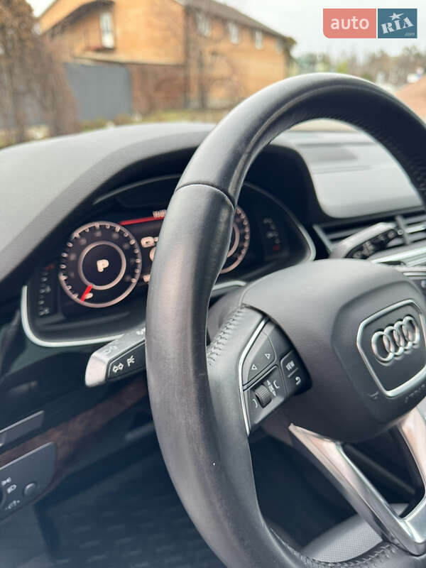 Внедорожник / Кроссовер Audi Q7 2016 в Виннице