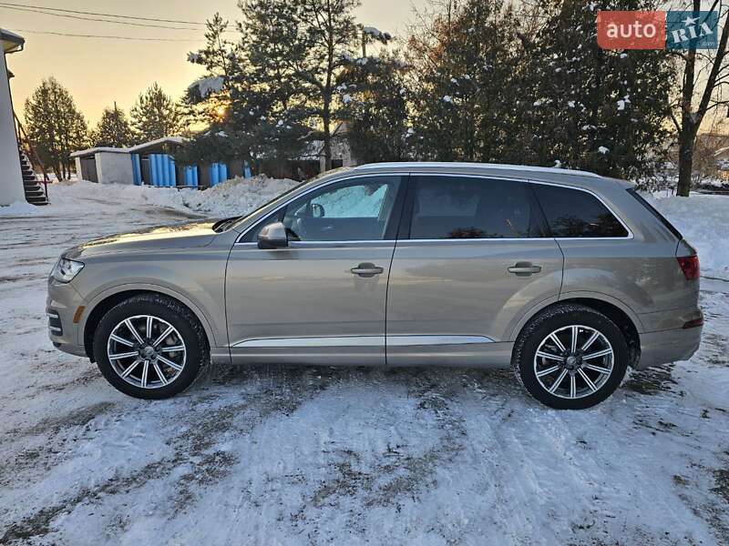 Внедорожник / Кроссовер Audi Q7 2016 в Ковеле