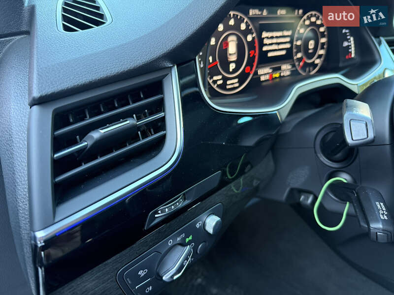 Внедорожник / Кроссовер Audi Q7 2018 в Львове