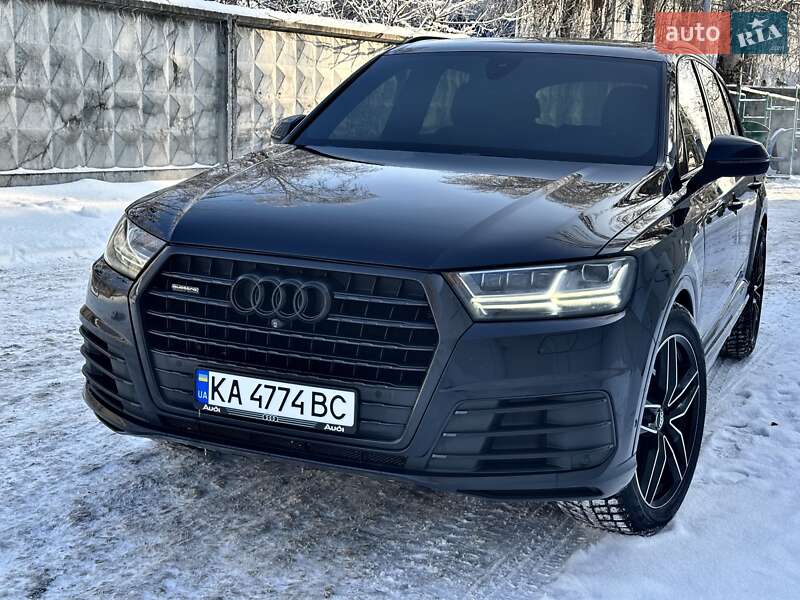 Внедорожник / Кроссовер Audi Q7 2017 в Киеве