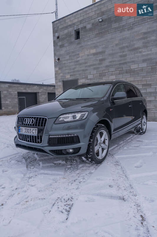 Внедорожник / Кроссовер Audi Q7 2013 в Кременчуге