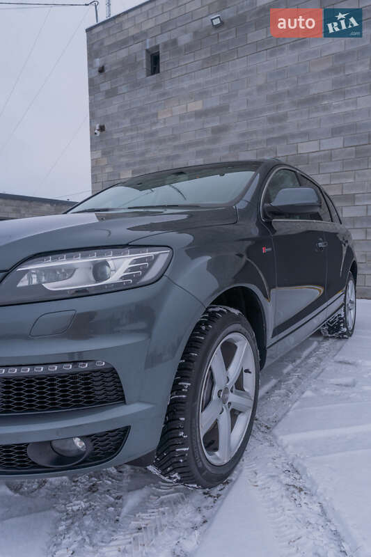 Внедорожник / Кроссовер Audi Q7 2013 в Кременчуге