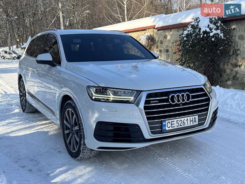 Внедорожник / Кроссовер Audi Q7 2017 в Черновцах
