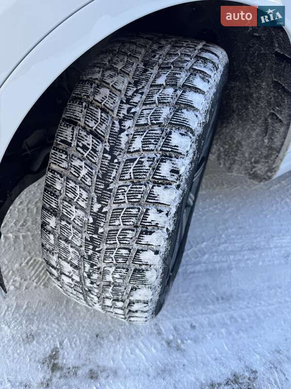 Внедорожник / Кроссовер Audi Q7 2017 в Черновцах