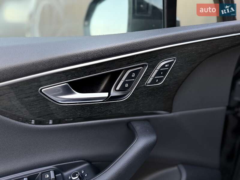 Внедорожник / Кроссовер Audi Q7 2020 в Львове