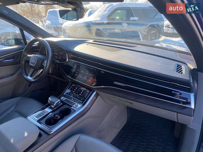 Внедорожник / Кроссовер Audi Q7 2020 в Львове