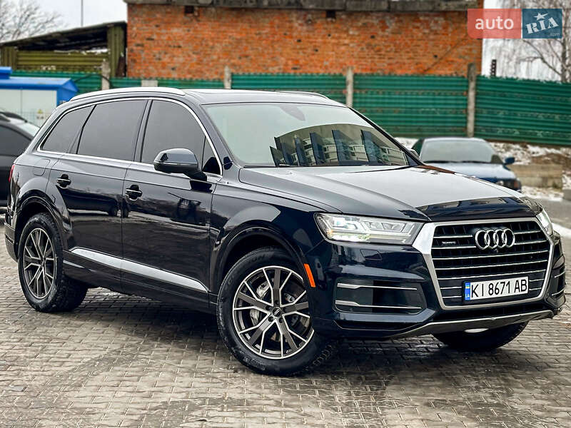 Внедорожник / Кроссовер Audi Q7 2016 в Хмельницком