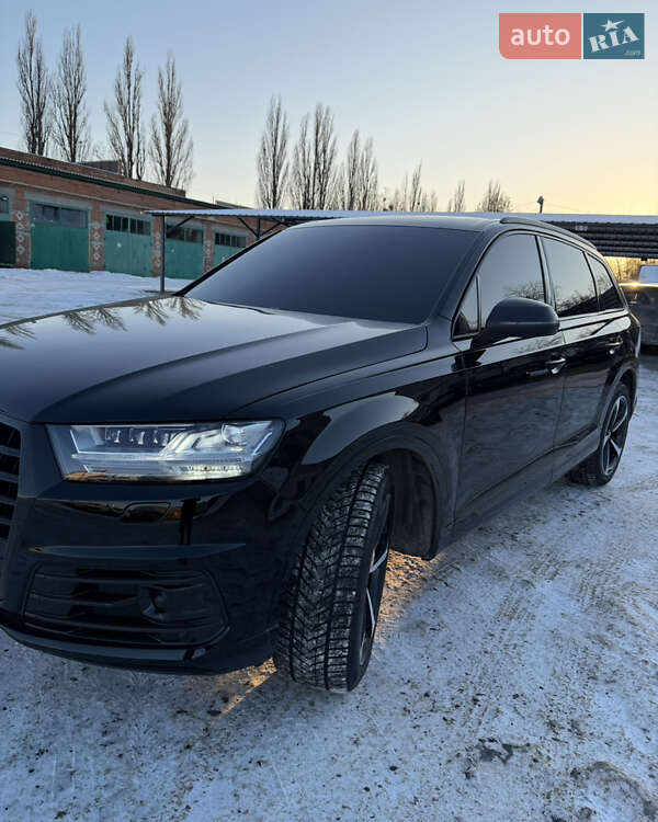 Внедорожник / Кроссовер Audi Q7 2019 в Сумах