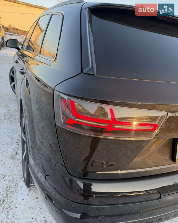 Внедорожник / Кроссовер Audi Q7 2019 в Сумах