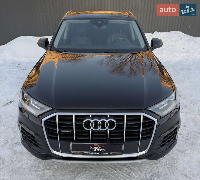 Позашляховик / Кросовер Audi Q7 2019 в Івано-Франківську