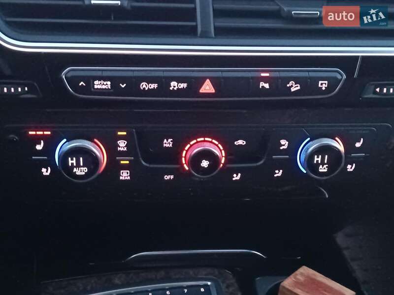 Внедорожник / Кроссовер Audi Q7 2017 в Львове