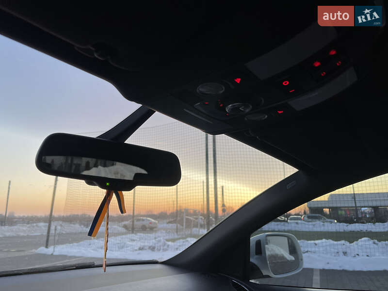 Внедорожник / Кроссовер Audi Q7 2012 в Мукачево