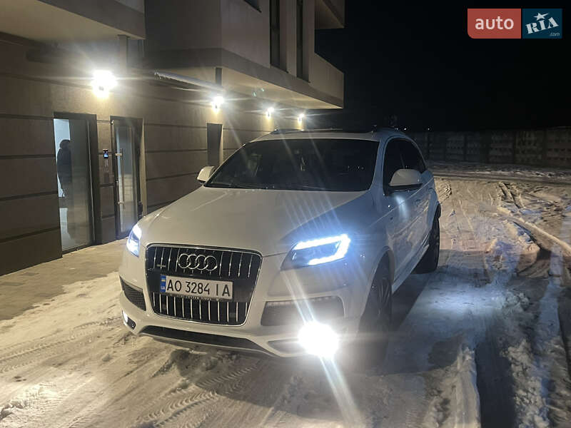 Внедорожник / Кроссовер Audi Q7 2012 в Мукачево