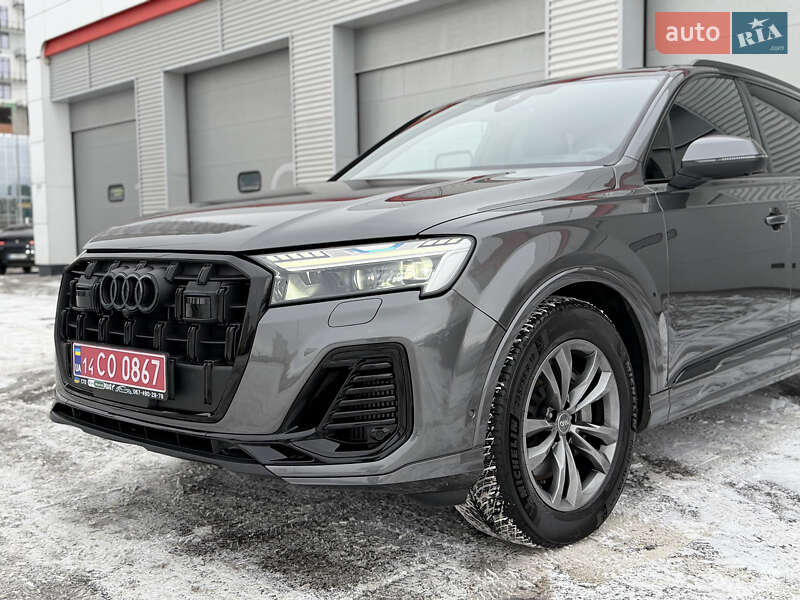 Позашляховик / Кросовер Audi Q7 2025 в Києві