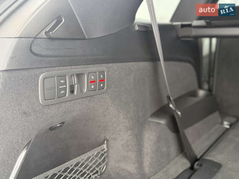 Позашляховик / Кросовер Audi Q7 2025 в Києві