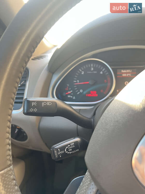 Внедорожник / Кроссовер Audi Q7 2006 в Черновцах