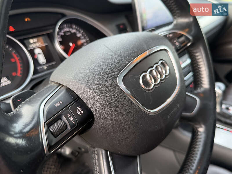 Позашляховик / Кросовер Audi Q7 2014 в Самборі