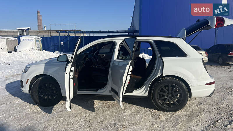 Внедорожник / Кроссовер Audi Q7 2016 в Тернополе фото 62 Внедорожник / Кроссовер Audi Q7 2016 в Тернополе
