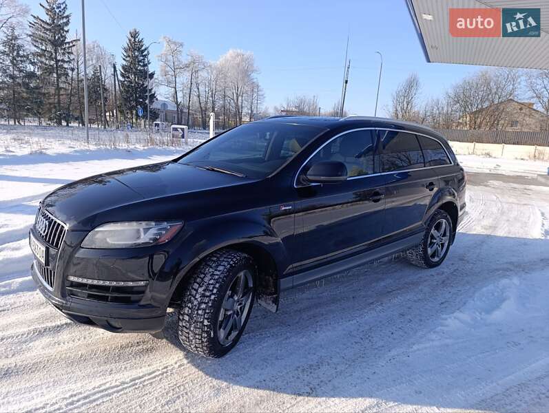 Внедорожник / Кроссовер Audi Q7 2013 в Житомире