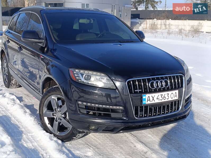 Внедорожник / Кроссовер Audi Q7 2013 в Житомире