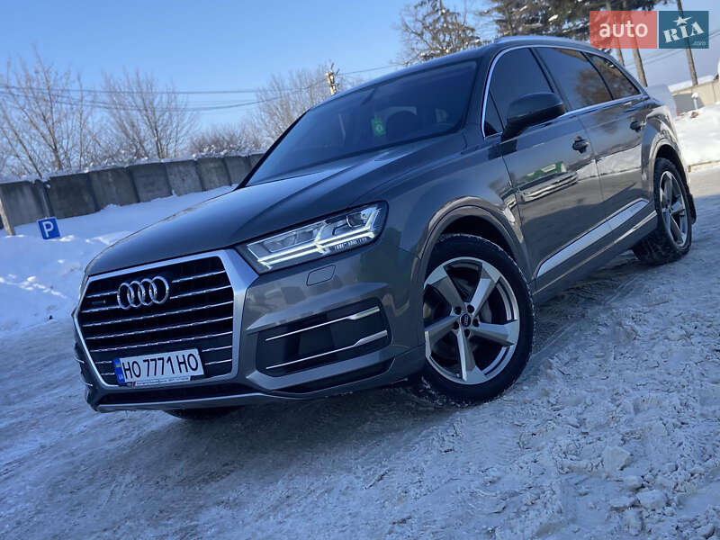 Внедорожник / Кроссовер Audi Q7 2017 в Тернополе