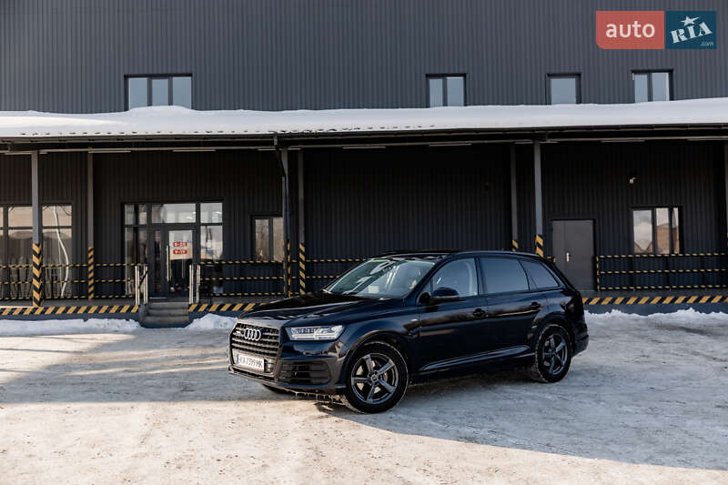Внедорожник / Кроссовер Audi Q7 2016 в Житомире
