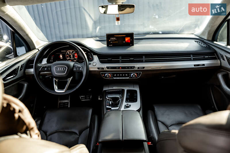 Внедорожник / Кроссовер Audi Q7 2016 в Житомире