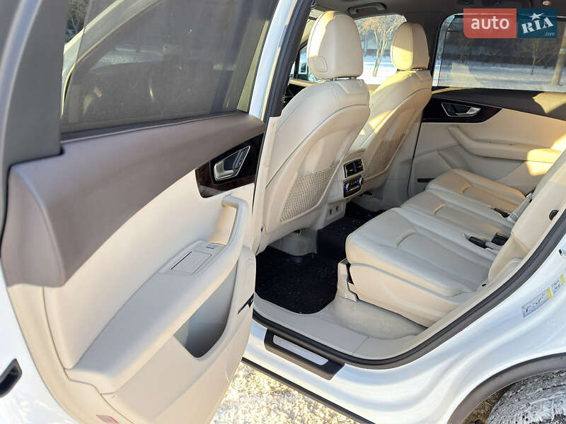 Внедорожник / Кроссовер Audi Q7 2017 в Каменском фото 24 Внедорожник / Кроссовер Audi Q7 2017 в Каменском