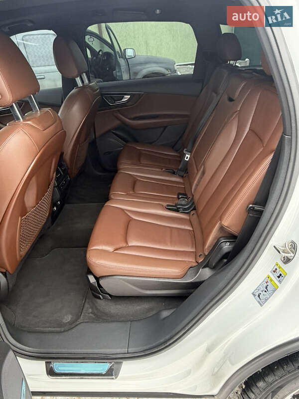 Внедорожник / Кроссовер Audi Q7 2017 в Харькове фото 9 Внедорожник / Кроссовер Audi Q7 2017 в Харькове