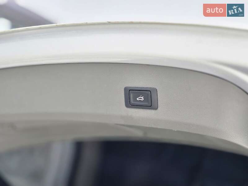 Позашляховик / Кросовер Audi Q7 2014 в Києві фото 27 Позашляховик / Кросовер Audi Q7 2014 в Києві