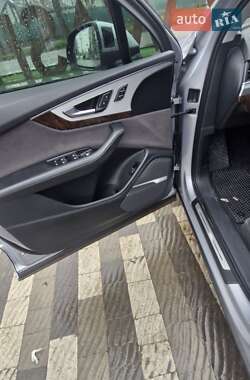 Внедорожник / Кроссовер Audi Q7 2015 в Тячеве