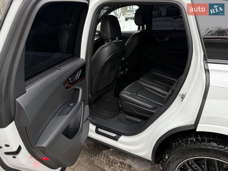 Внедорожник / Кроссовер Audi Q7 2016 в Хмельницком фото 39 Внедорожник / Кроссовер Audi Q7 2016 в Хмельницком