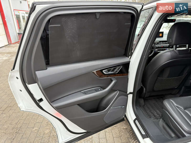 Внедорожник / Кроссовер Audi Q7 2016 в Хмельницком фото 41 Внедорожник / Кроссовер Audi Q7 2016 в Хмельницком