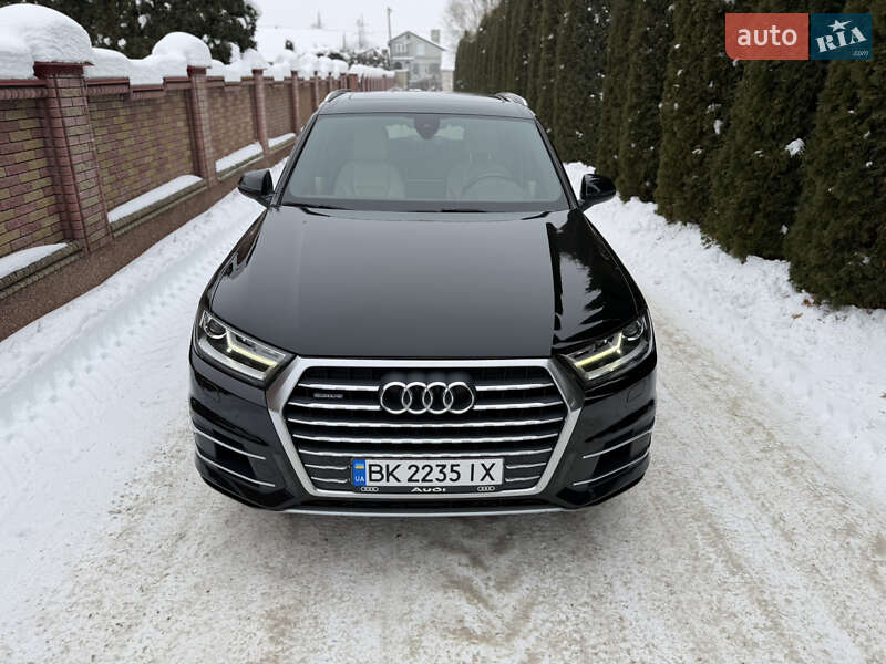 Внедорожник / Кроссовер Audi Q7 2016 в Дубно фото 10 Внедорожник / Кроссовер Audi Q7 2016 в Дубно