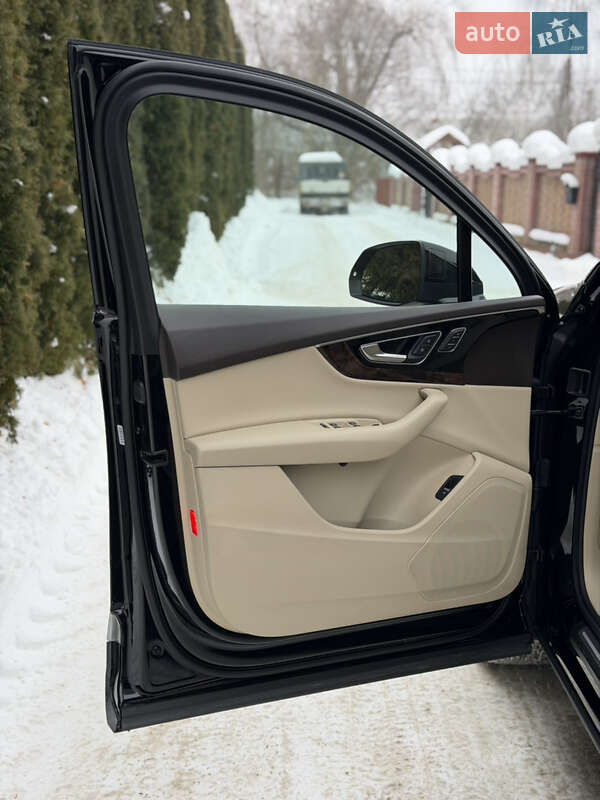 Внедорожник / Кроссовер Audi Q7 2016 в Дубно фото 27 Внедорожник / Кроссовер Audi Q7 2016 в Дубно