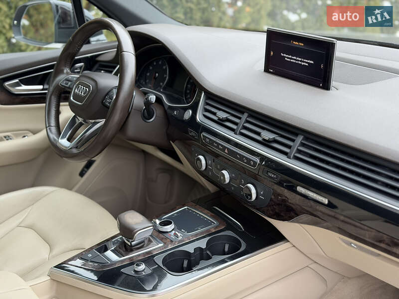Внедорожник / Кроссовер Audi Q7 2016 в Дубно фото 40 Внедорожник / Кроссовер Audi Q7 2016 в Дубно