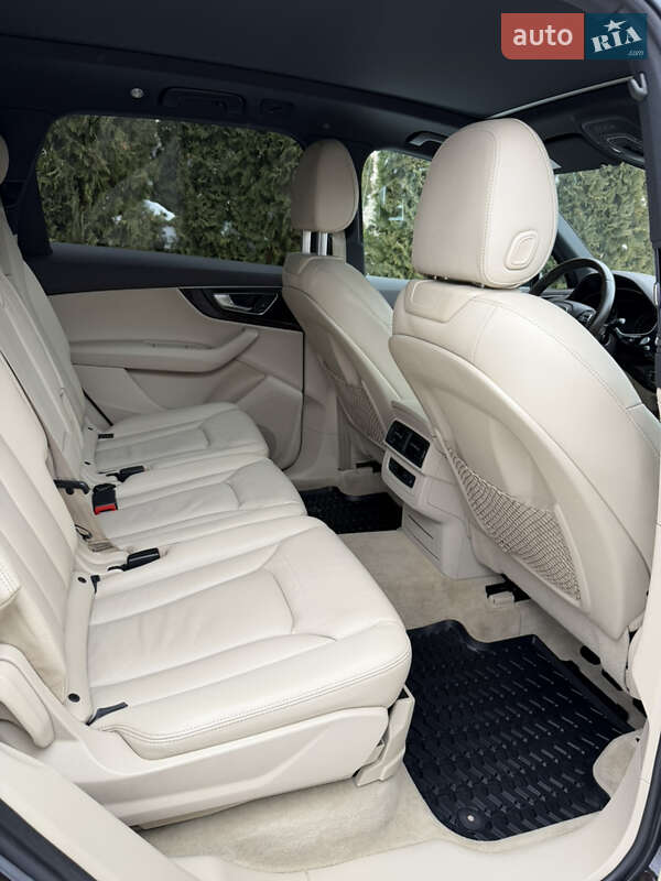 Внедорожник / Кроссовер Audi Q7 2016 в Дубно фото 50 Внедорожник / Кроссовер Audi Q7 2016 в Дубно