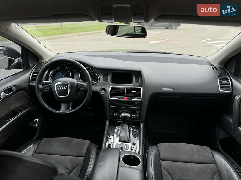 Внедорожник / Кроссовер Audi Q7 2007 в Киеве фото 3 Внедорожник / Кроссовер Audi Q7 2007 в Киеве