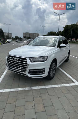 Позашляховик / Кросовер Audi Q7 2018 в Черкасах