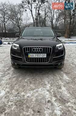 Внедорожник / Кроссовер Audi Q7 2015 в Киеве