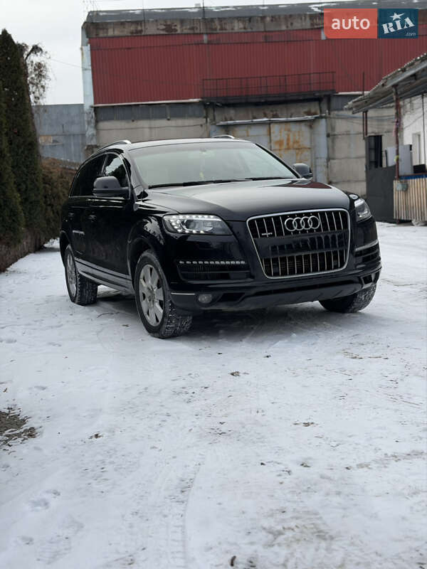 Внедорожник / Кроссовер Audi Q7 2015 в Кривом Роге