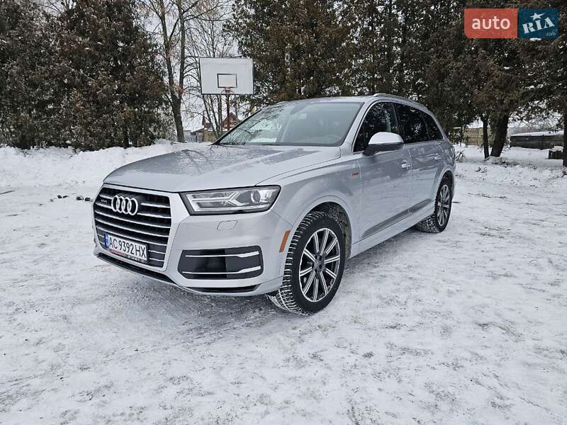 Внедорожник / Кроссовер Audi Q7 2015 в Ковеле