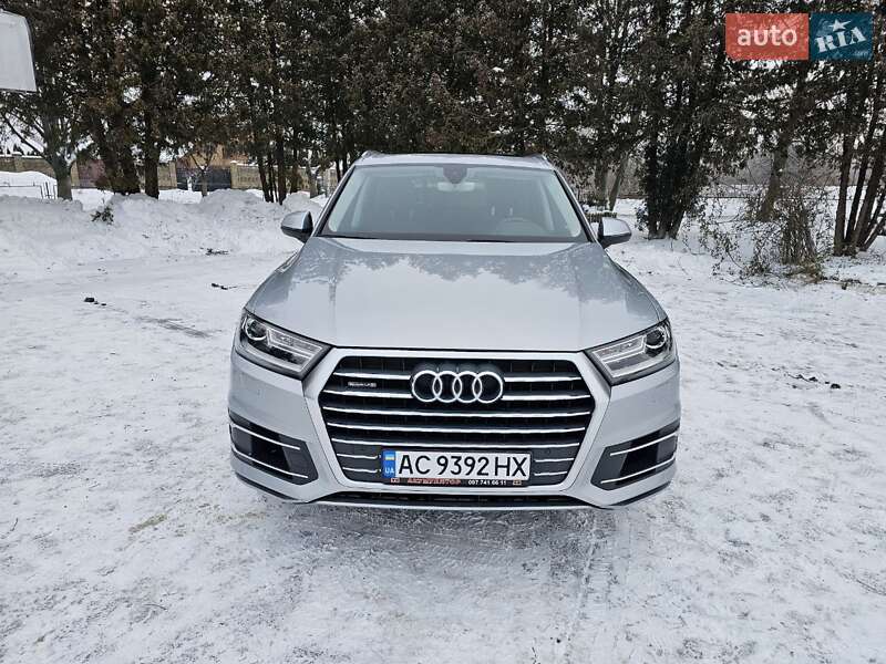 Внедорожник / Кроссовер Audi Q7 2015 в Ковеле