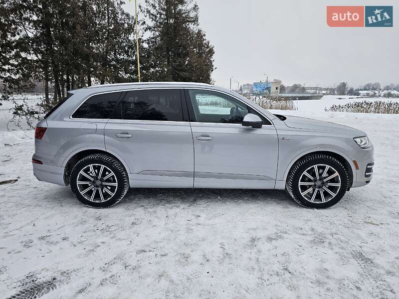 Внедорожник / Кроссовер Audi Q7 2015 в Ковеле
