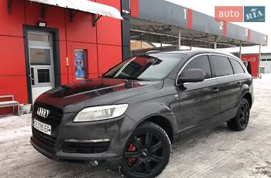 Позашляховик / Кросовер Audi Q7 2006 в Калуші