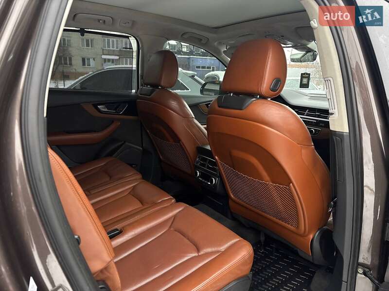 Внедорожник / Кроссовер Audi Q7 2017 в Стрые фото 36 Внедорожник / Кроссовер Audi Q7 2017 в Стрые
